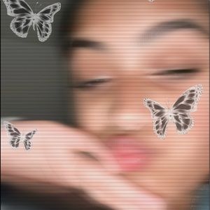 Meet your Posher, Lia